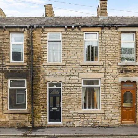 Lovely - Sleeps 8 - Parking & Wifi * Skipton